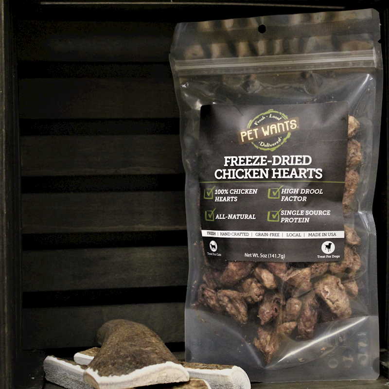 Pet Wants Chicken Hearts for Dogs & Cats (3 oz.) - Pet Wants