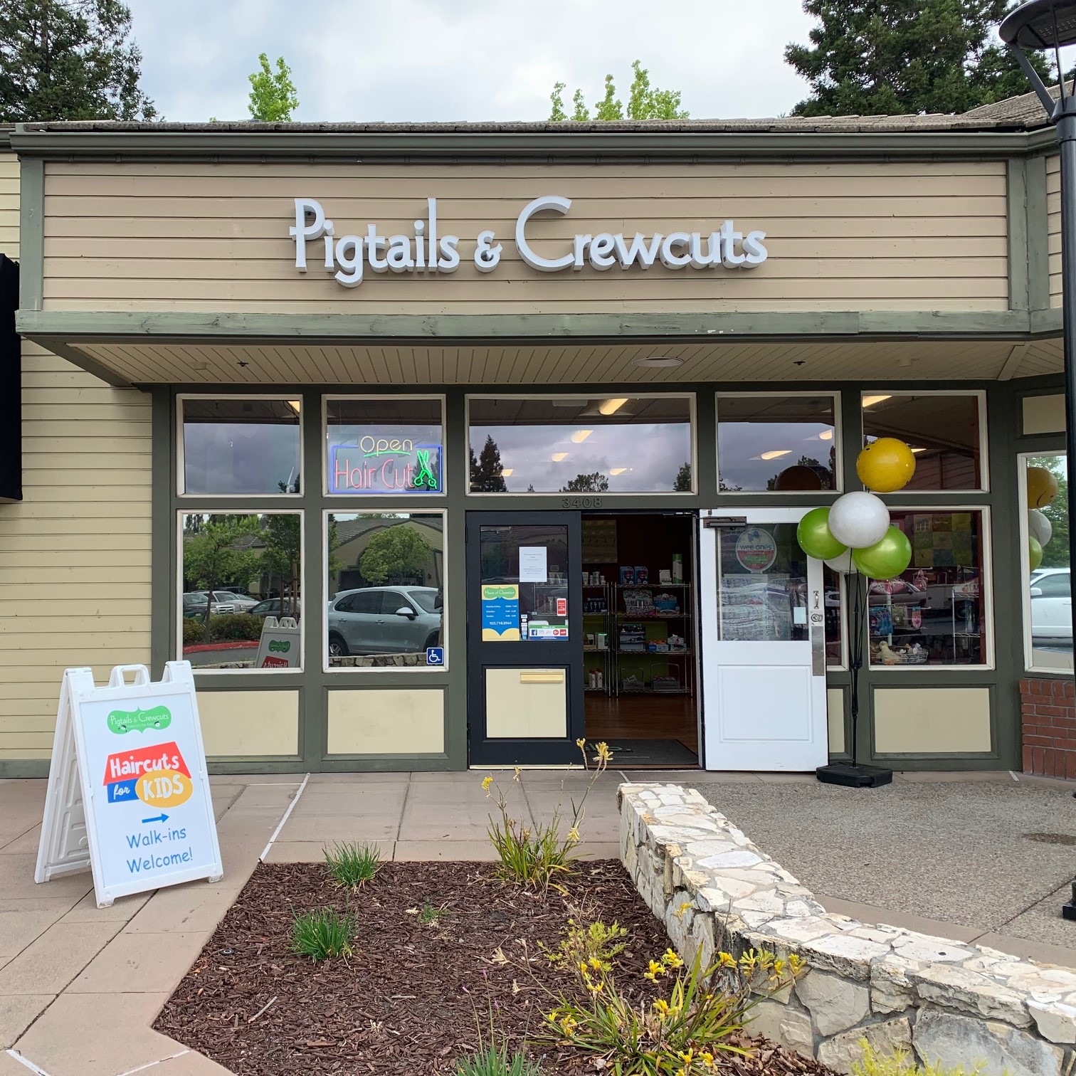 Find a Location Pigtails & Crewcuts