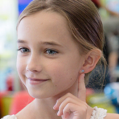 05-1 Ear piercing (over 2 years old)