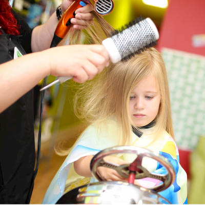 17 - Shampoo & Blow-Out Style (no cut)