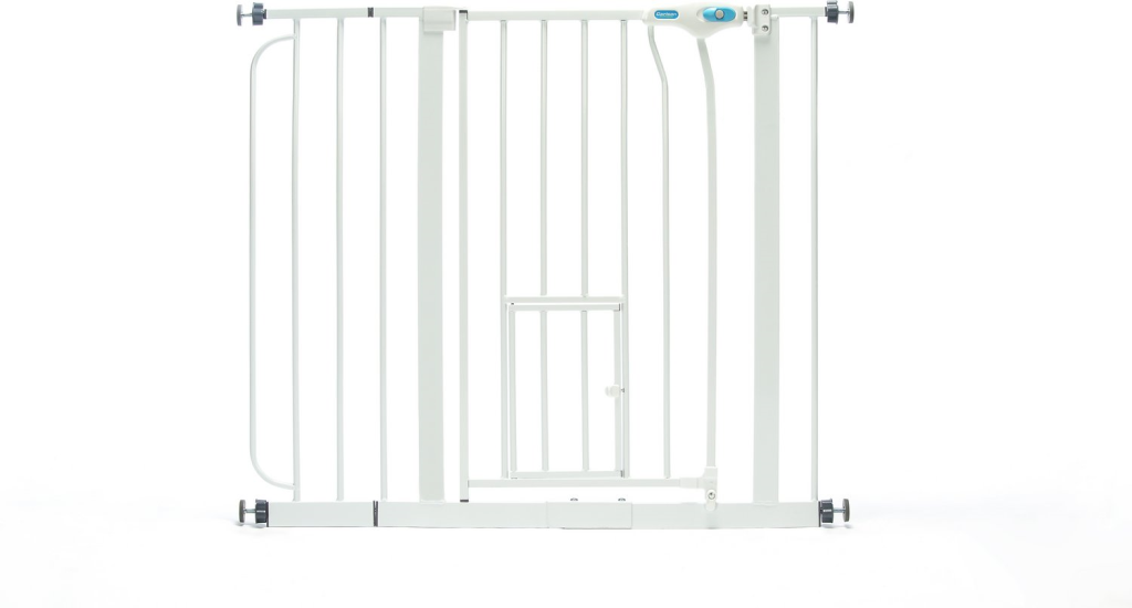 Carlson Pet Products Extra Wide Walk-Thru Gate with Pet Door