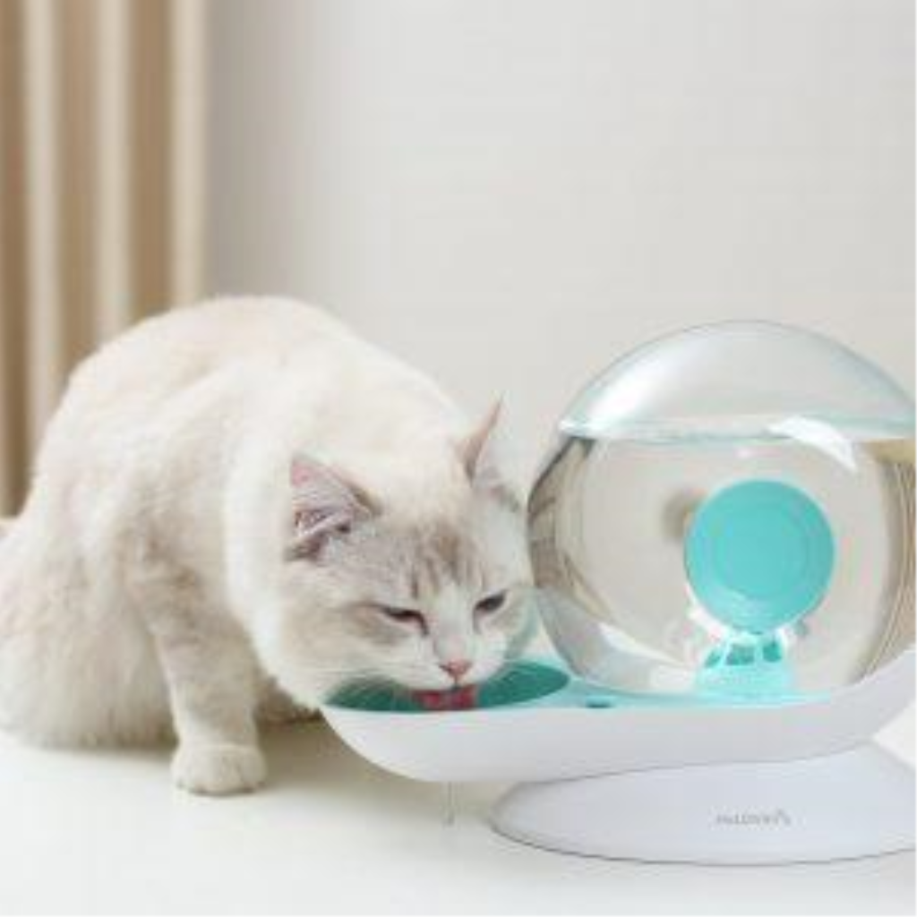 McLOVIN's Gravity Pet Waterer, Pink