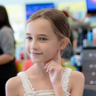 06 - Ear Piercing Service (over 3 years old)